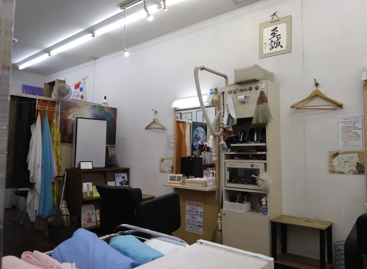 店内のカットスペース